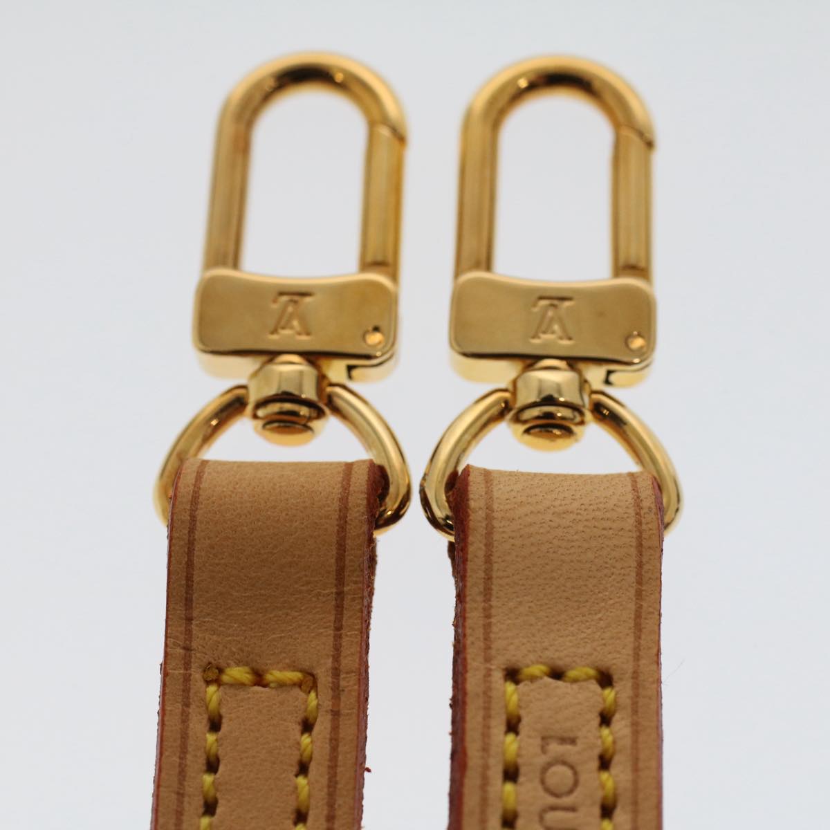 LOUIS VUITTON Shoulder Strap Leather 44.9"" Beige  52002