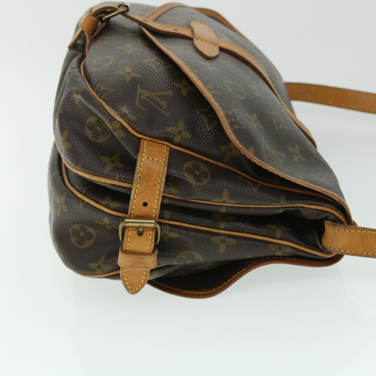 LOUIS VUITTON Monogram Saumur 30 Shoulder Bag M42256  52650