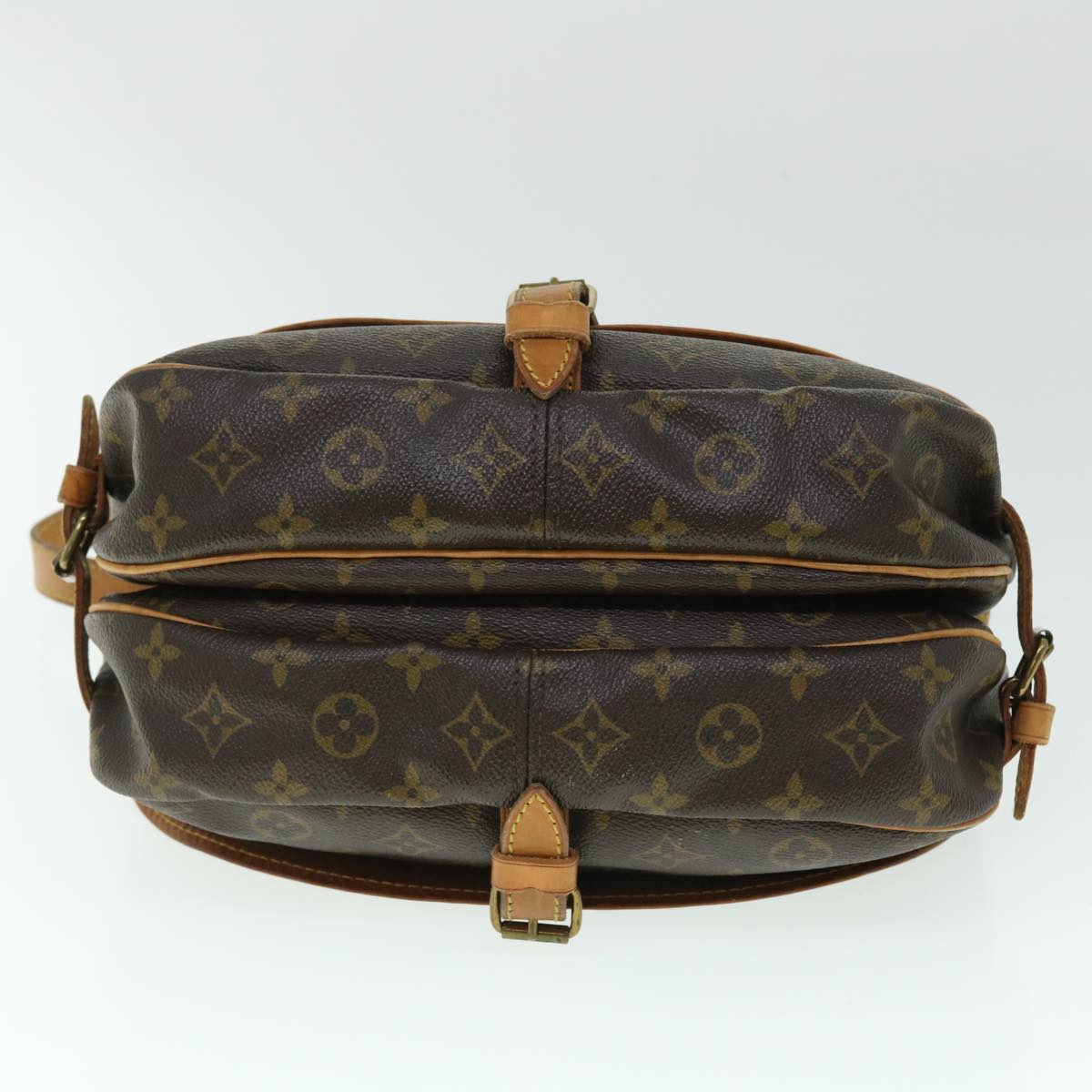 LOUIS VUITTON Monogram Saumur 30 Shoulder Bag M42256  52650