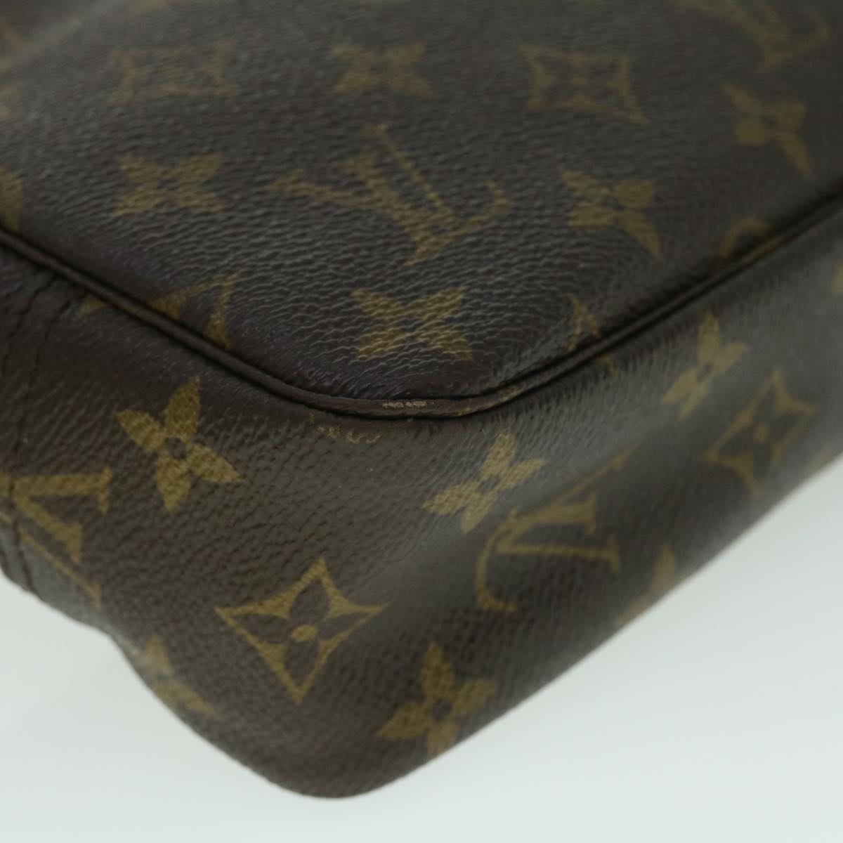 LOUIS VUITTON Monogram Trousse Toilette 23 Clutch Bag M47524  53440