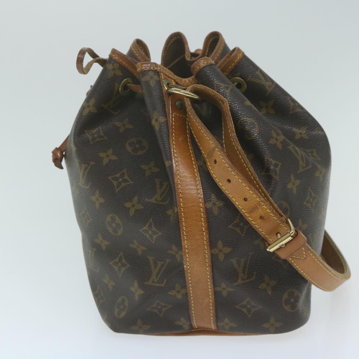 LOUIS VUITTON Monogram Petit Noe Shoulder Bag M42226  64090