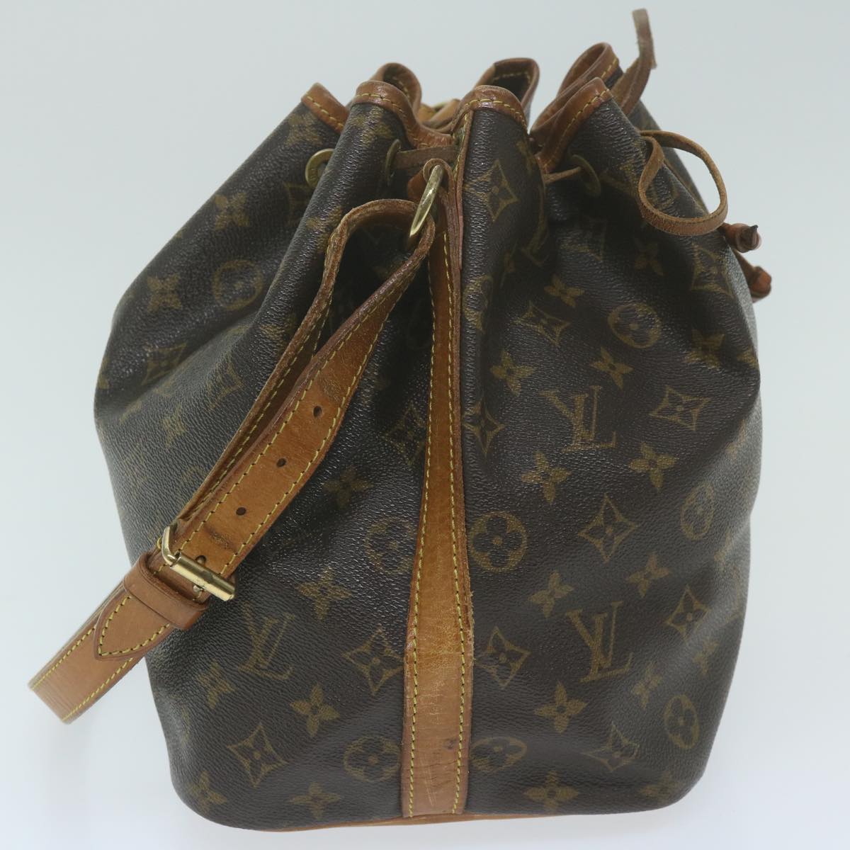 LOUIS VUITTON Monogram Petit Noe Shoulder Bag M42226  64090