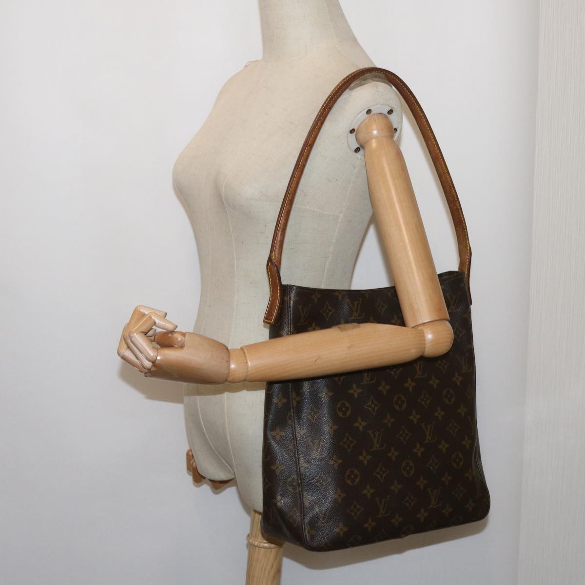 LOUIS VUITTON Monogram Looping GM Shoulder Bag M51145  64435