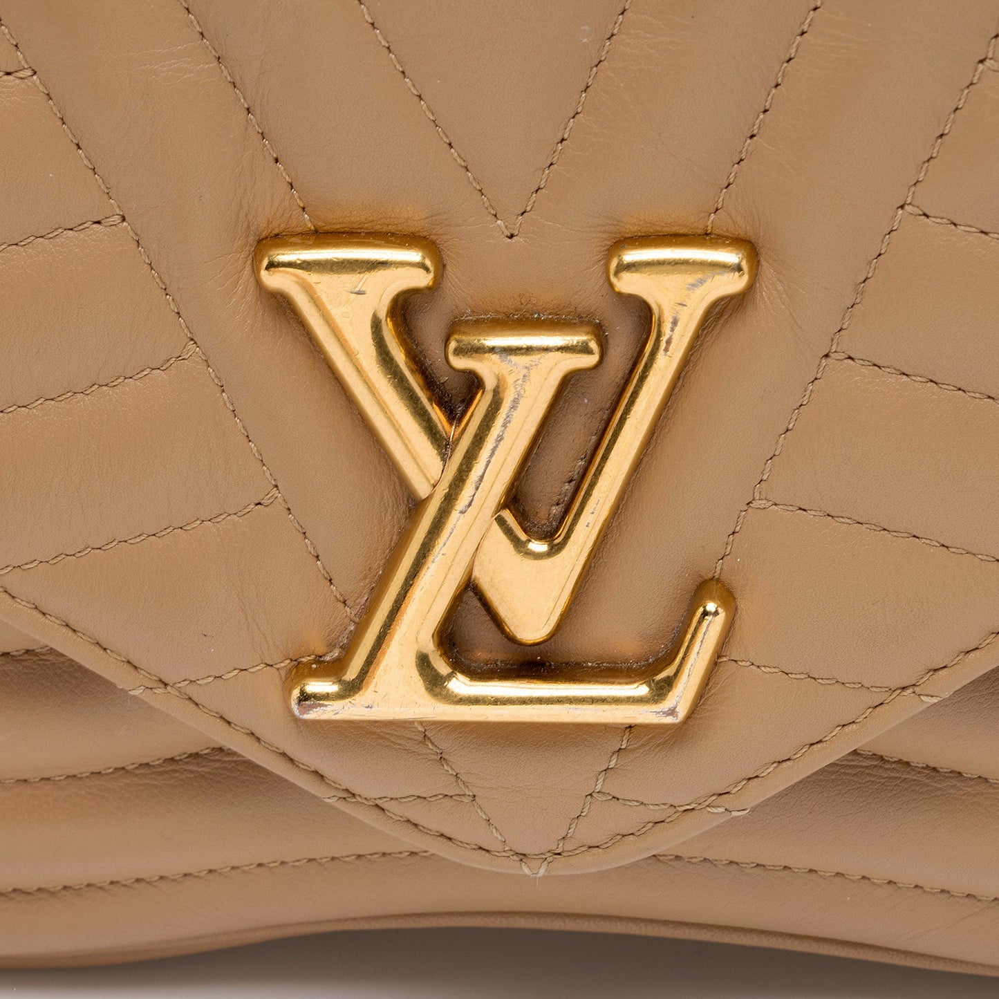 Louis Vuitton Calfskin New Wave Chain MM Shoulder Bag (BC4Bgk)