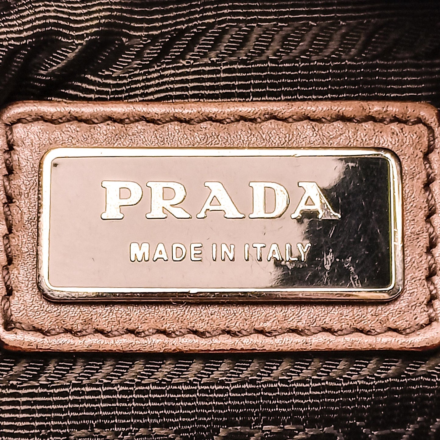 Prada Bow Leather Clutch LZl6e5