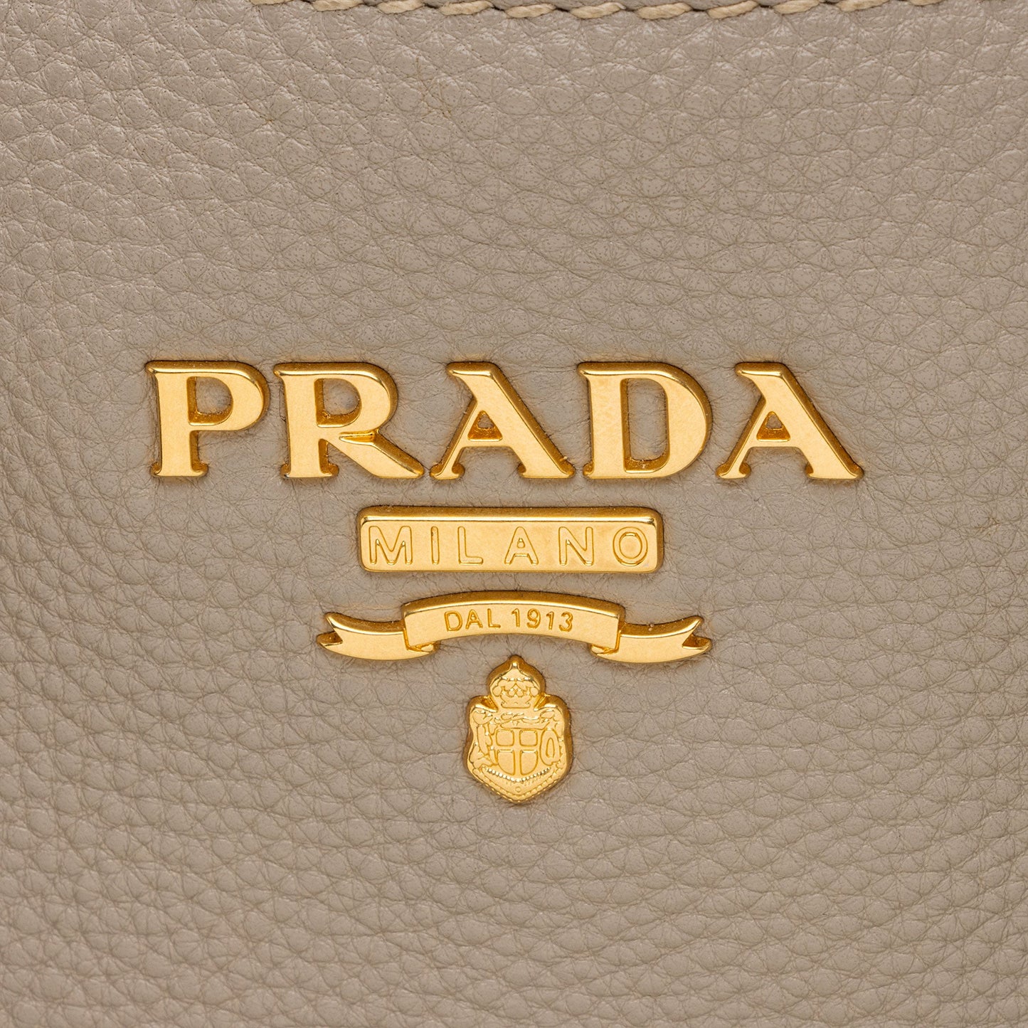 Prada Vitello Daino Tote OaeyYr