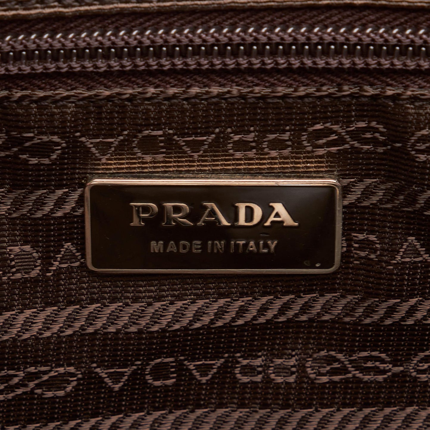 Prada Vitello Leather Handbag PpWnwM