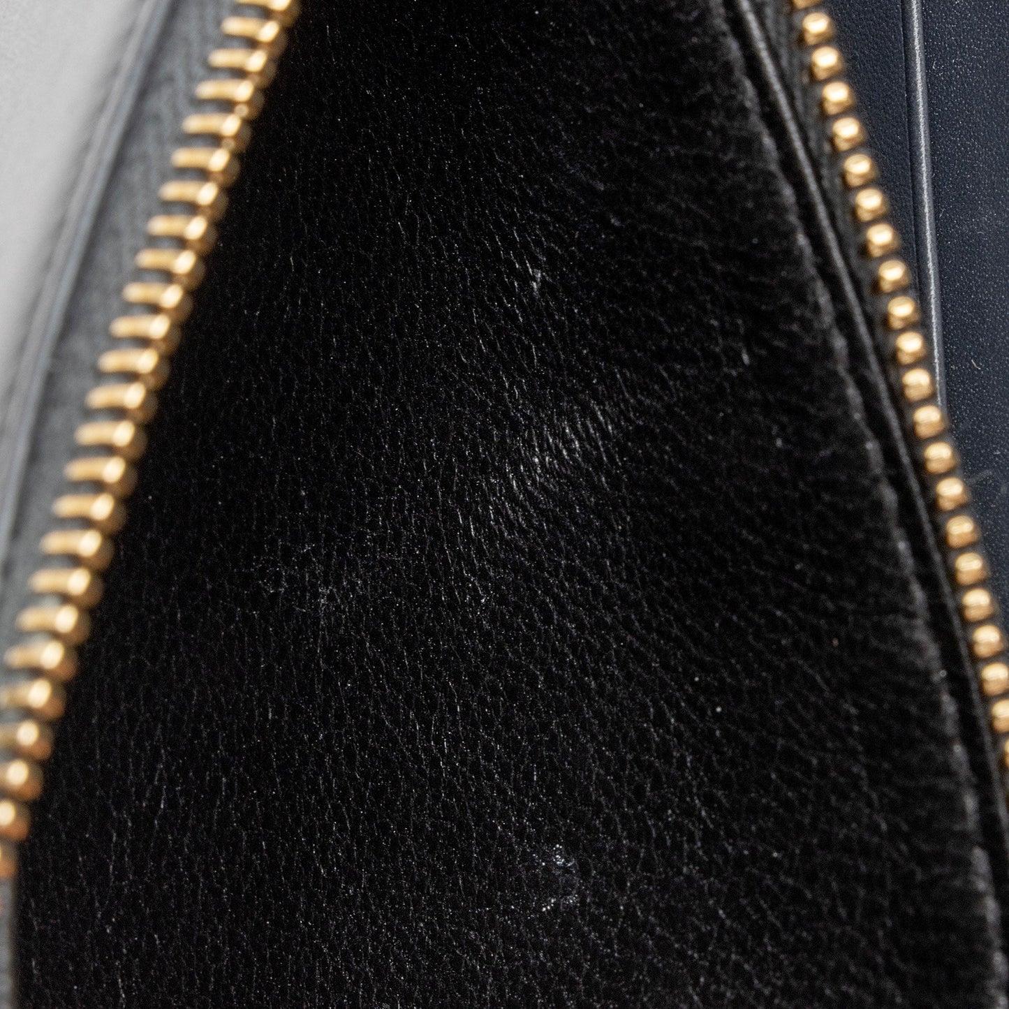 Saint Laurent Calfskin Monogram Kate Tassel Chain Wallet GJz8iT