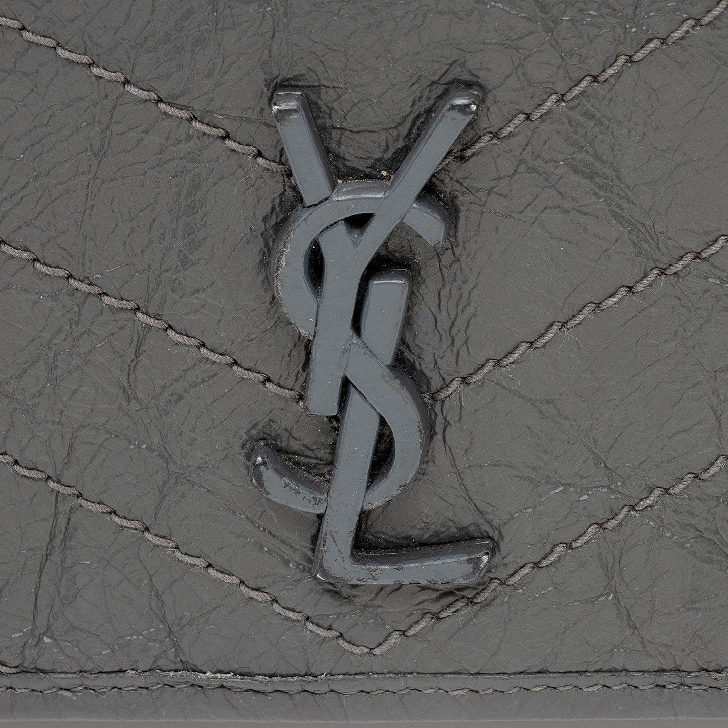 Saint Laurent Crinkled Calfskin Monogram Niki Chain Wallet 9O6DRW